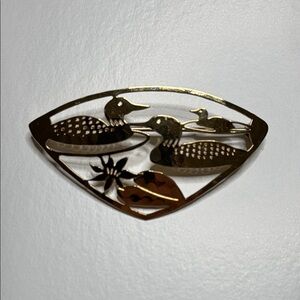 Vintage Minnesota Loon Gold Tone Bird Pin Brooch